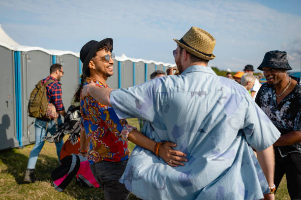 Best Portable restroom trailer rental  in Gladstone, MI